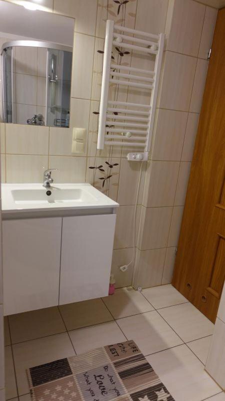 Pokoje Goscinne Lesny Zakatek Kepiaste Exterior photo